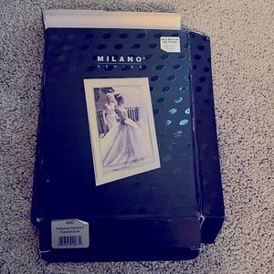 4067 Diamonds Frame 5x7, Polished Silver